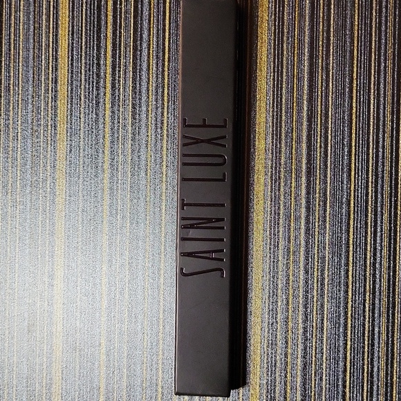 Saint Luxe Lip Liner Duo - Vino & Moscato - Picture 4 of 5